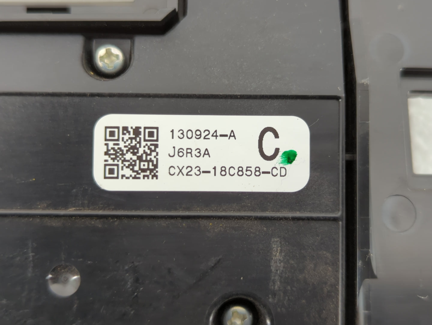 2013-2015 Jaguar Xf Radio Control Panel - Oemusedautoparts1.com