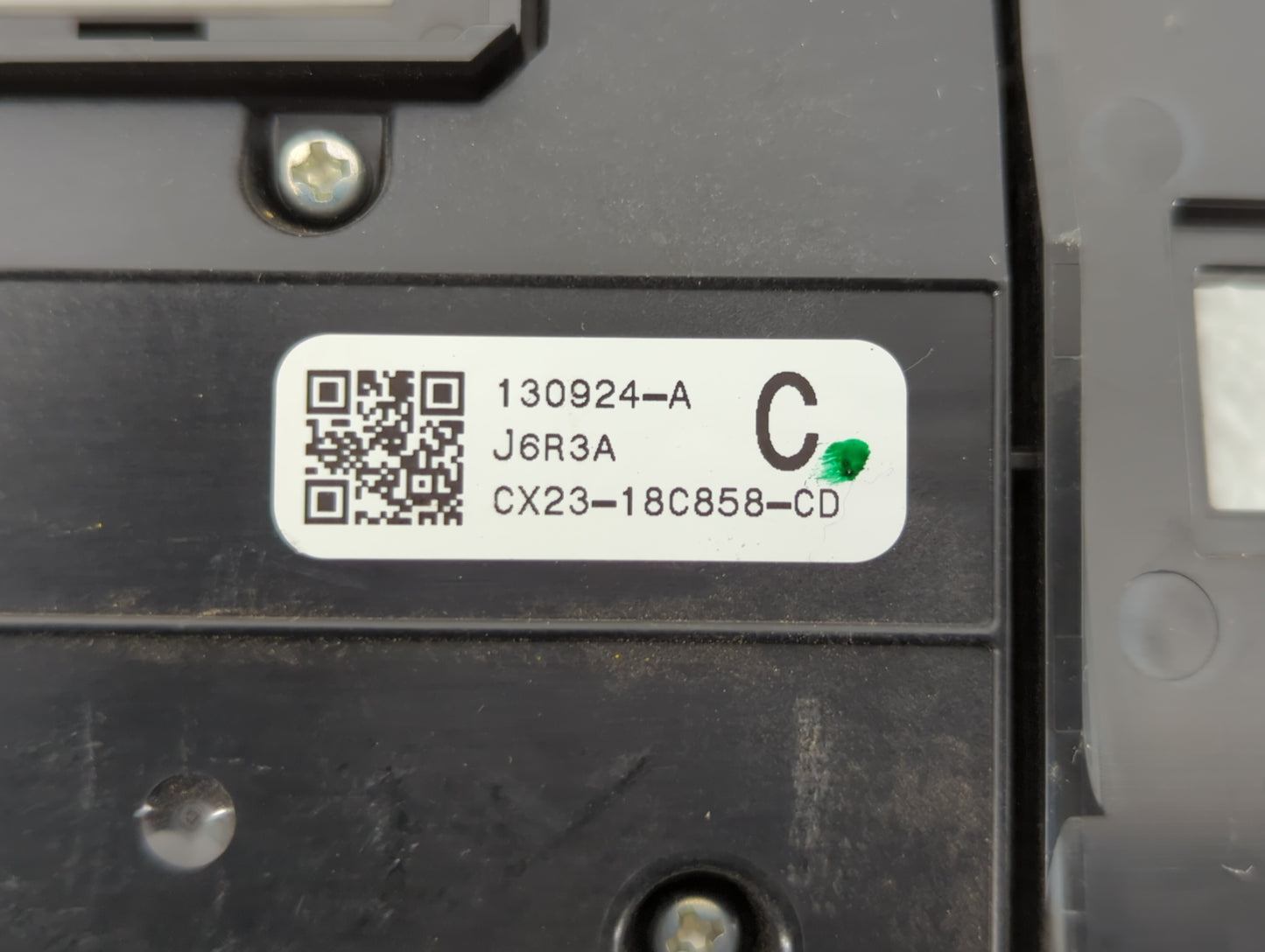 2013-2015 Jaguar Xf Radio Control Panel - Oemusedautoparts1.com