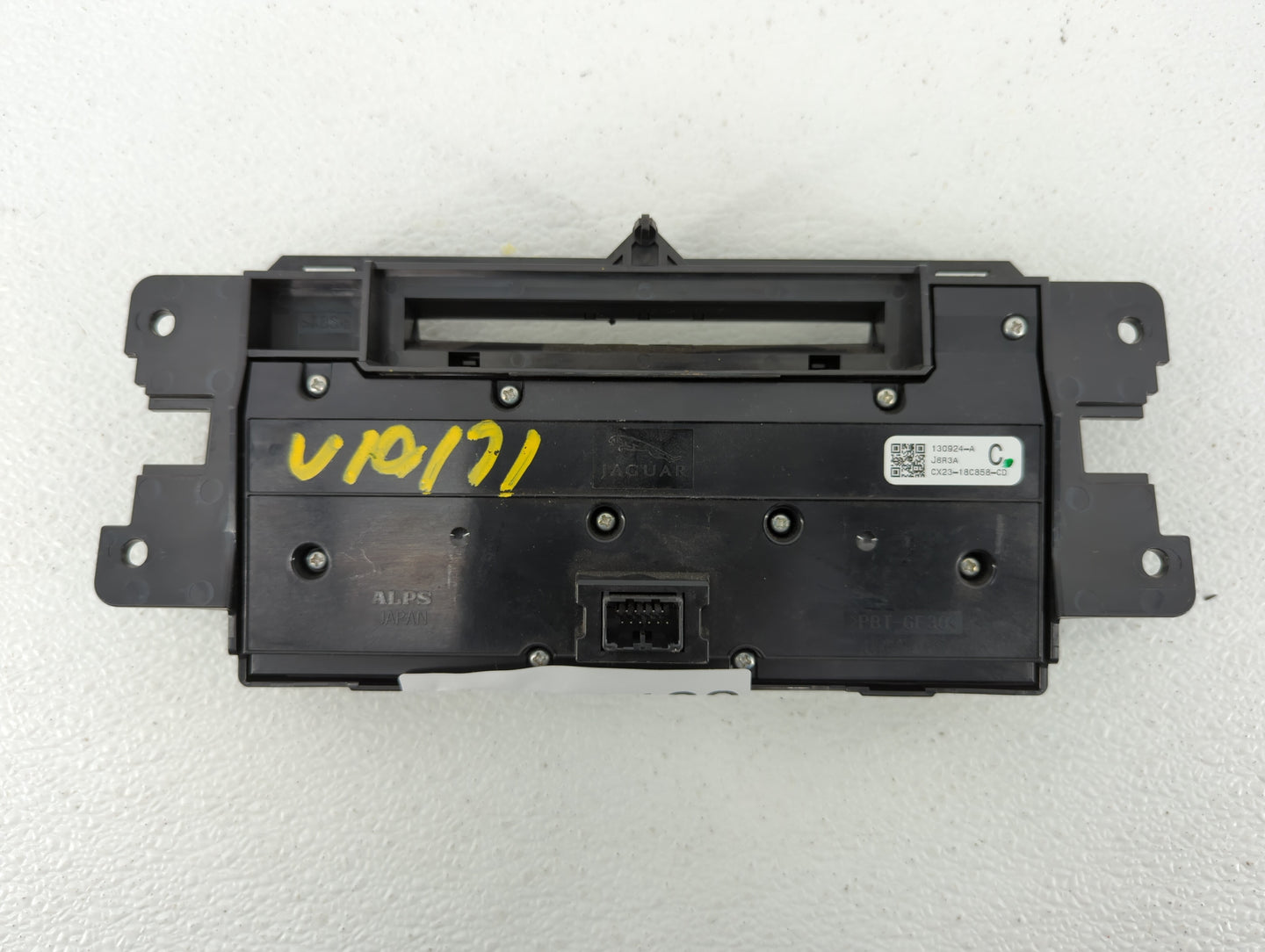 2013-2015 Jaguar Xf Radio Control Panel - Oemusedautoparts1.com