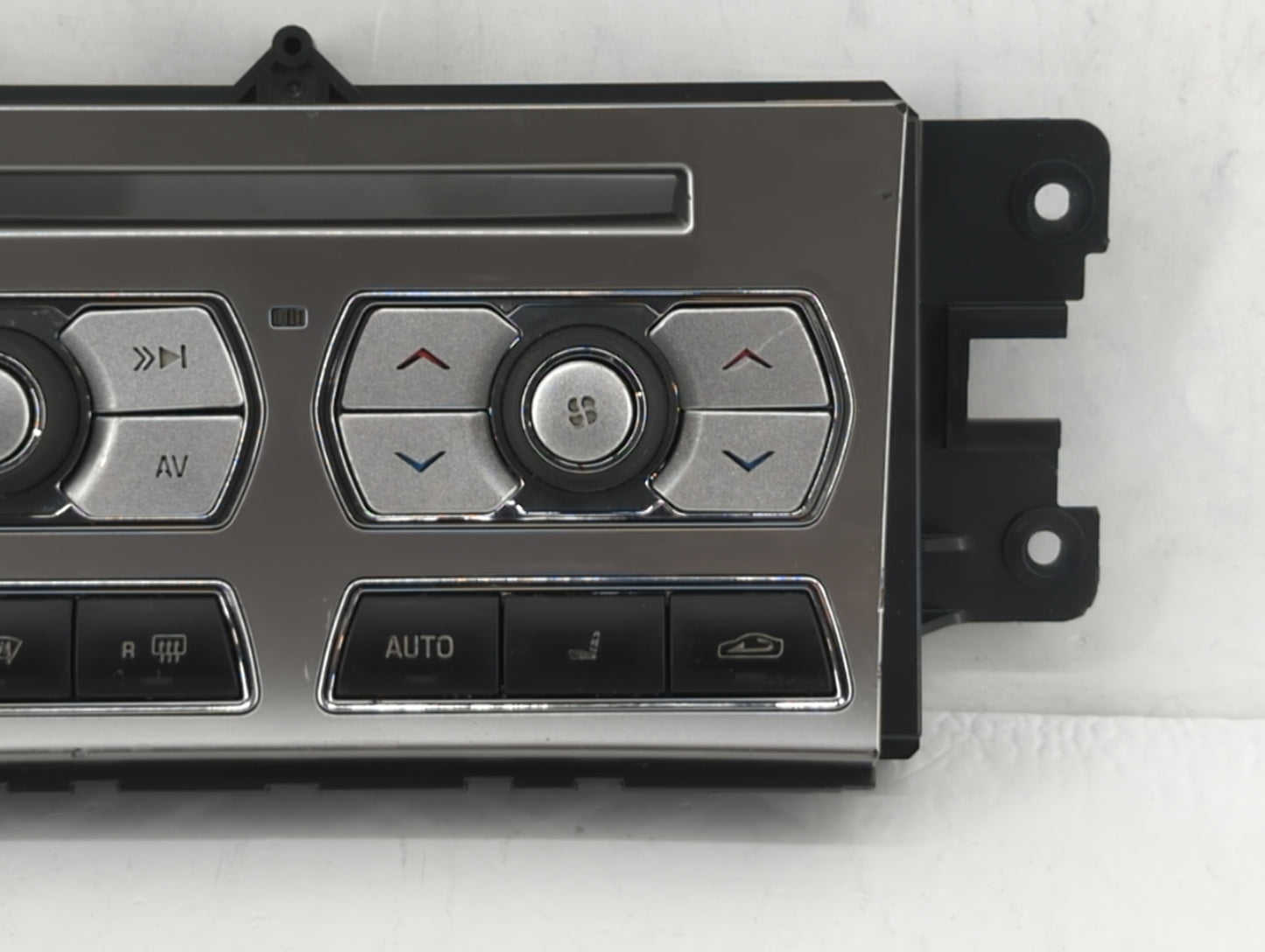 2013-2015 Jaguar Xf Am Fm Cd Player Radio Receiver - Oemusedautoparts1.com