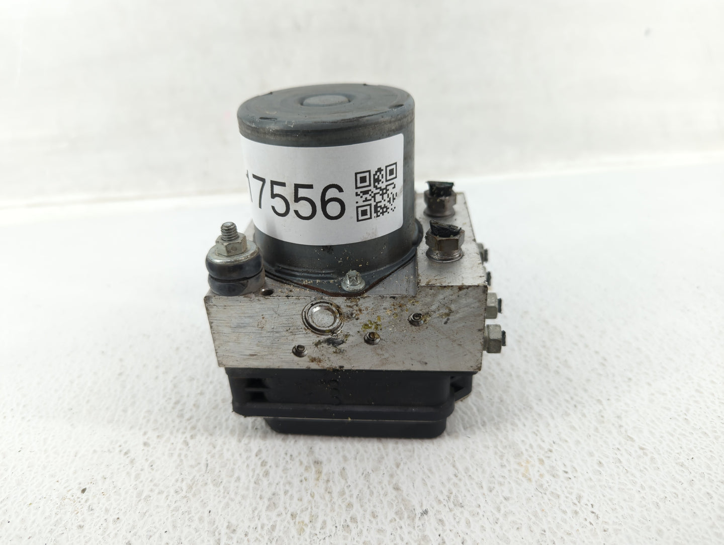 2014-2015 Jaguar Xf ABS Pump Control Module Replacement P/N:DX23-2C405-BG Fits Fits 2014 2015 OEM Used Auto Parts - Oemuseda