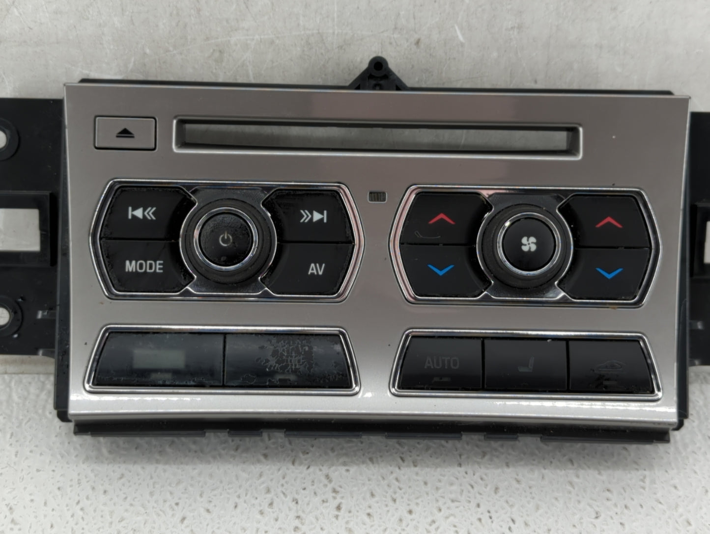 2013-2015 Jaguar Xf Radio Control Panel - Oemusedautoparts1.com