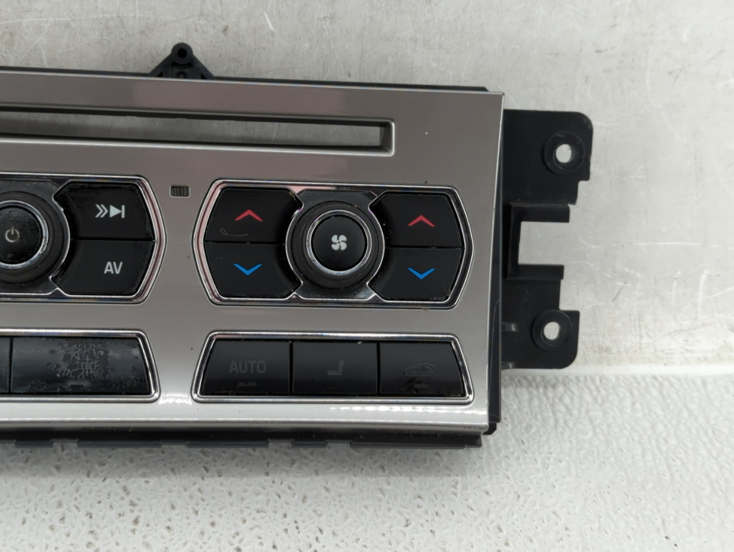 2013-2015 Jaguar Xf Radio Control Panel - Oemusedautoparts1.com
