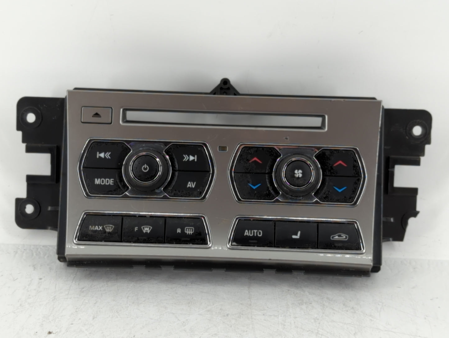 2012-2015 Jaguar Xf Am Fm Cd Player Radio Receiver - Oemusedautoparts1.com