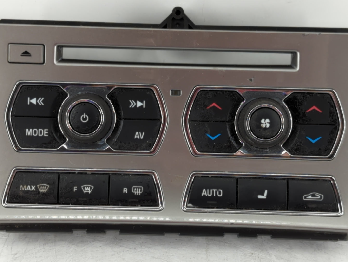 2012-2015 Jaguar Xf Am Fm Cd Player Radio Receiver - Oemusedautoparts1.com
