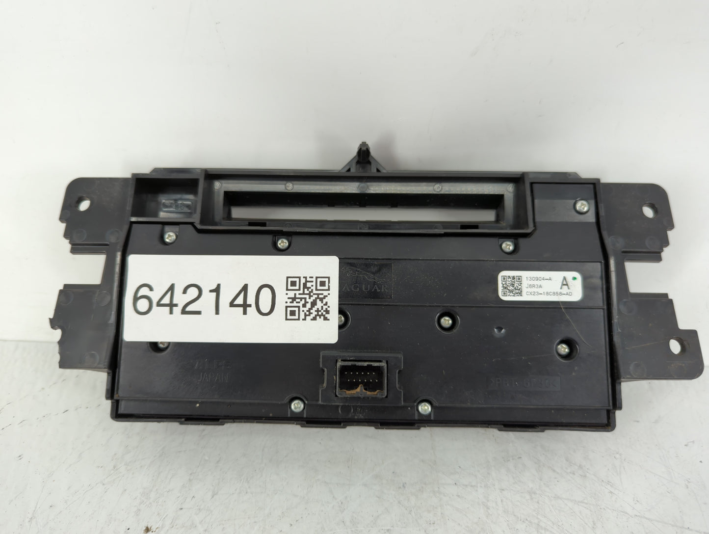 2012-2015 Jaguar Xf Am Fm Cd Player Radio Receiver - Oemusedautoparts1.com