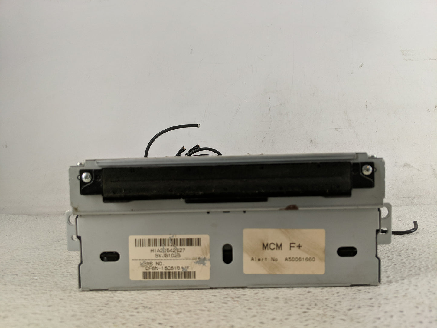 2014 Jaguar Xj Radio AM FM Cd Player Receiver Replacement P/N:CF6N-18C815-JF Fits Fits 2015 2016 OEM Used Auto Parts - Oemus