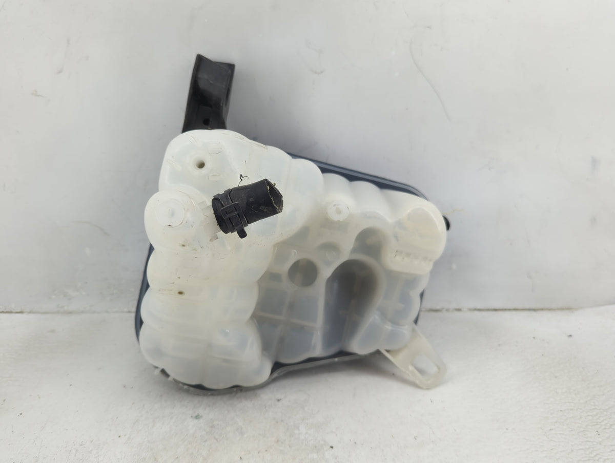 2010-2019 Jaguar Xj Radiator Coolant Overflow Expansion Tank Bottle 1389886 - Oemusedautoparts1.com
