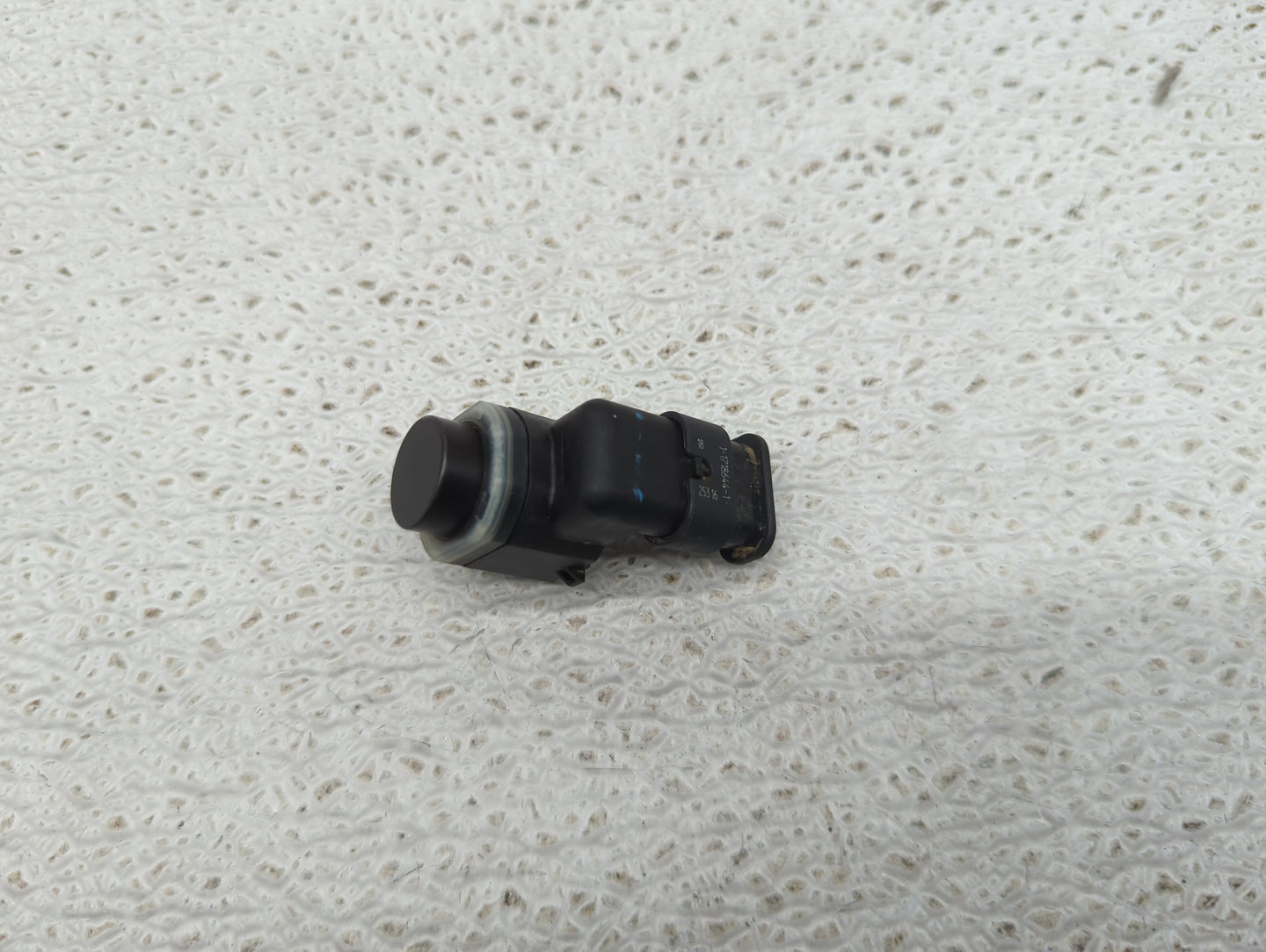 Park Assist Sensor - Oemusedautoparts1.com