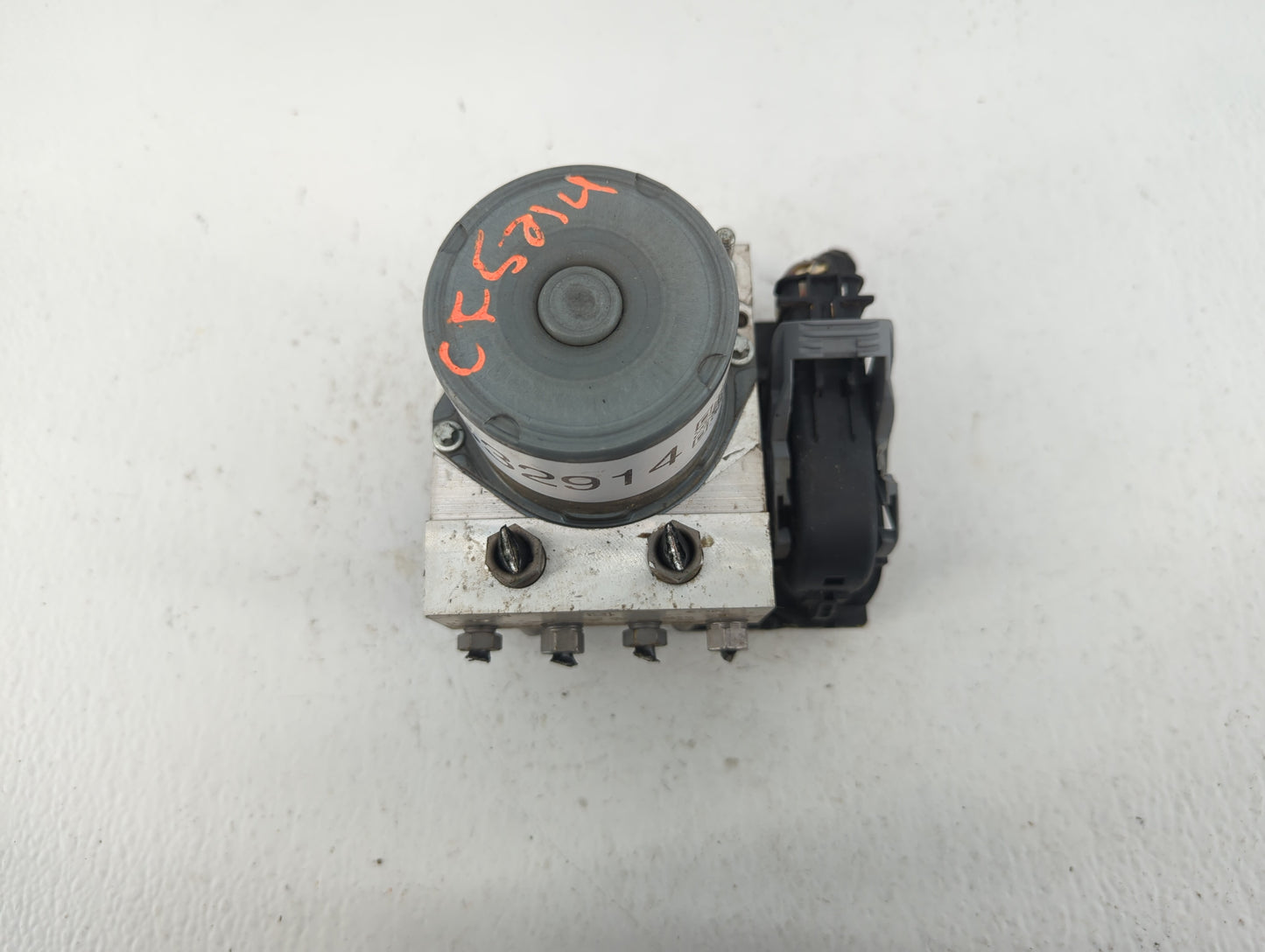 2013-2015 Jaguar Xj ABS Pump Control Module Replacement P/N:DW93-2C405-BH Fits Fits 2013 2014 2015 OEM Used Auto Parts - Oem