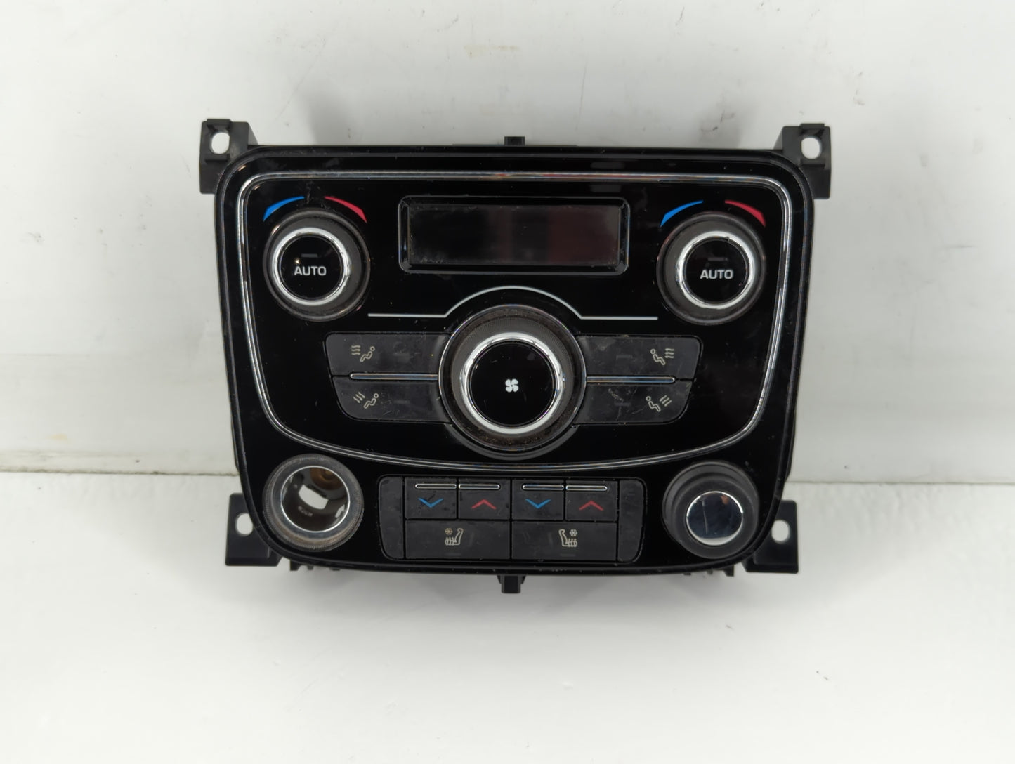 2010-2015 Jaguar Xj Climate Control Module Temperature AC/Heater Replacement P/N:AW93-18D687-DF Fits OEM Used Auto Parts - O
