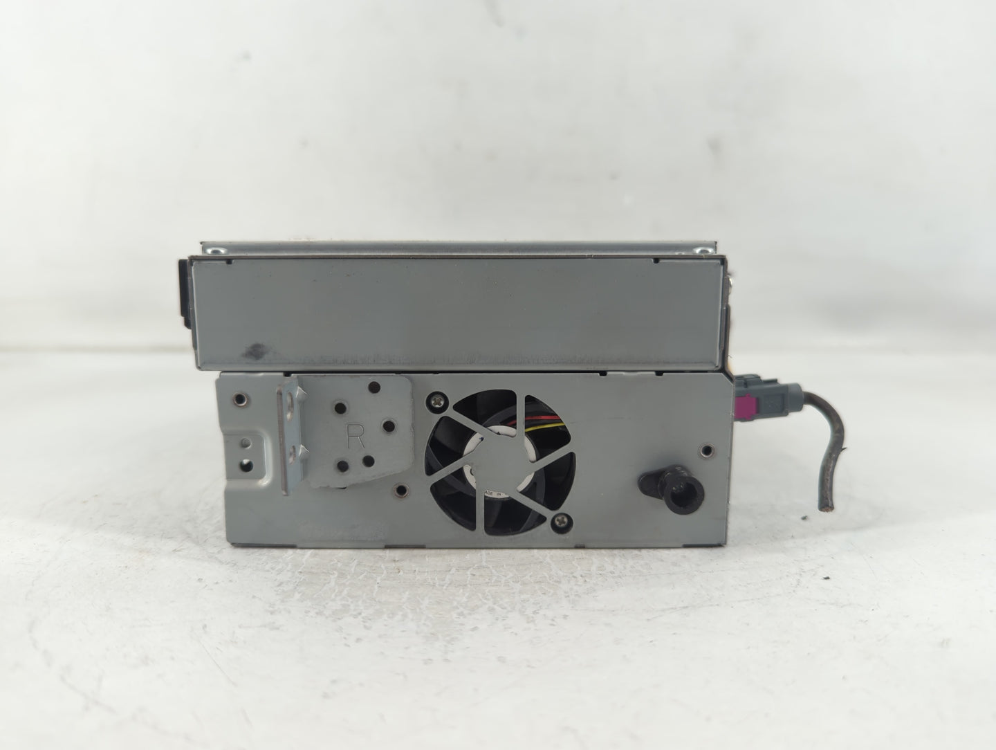 2011-2015 Jaguar Xj Radio AM FM Cd Player Receiver Replacement P/N:50645928 AA Fits Fits 2011 2012 2013 2014 2015 OEM Used A