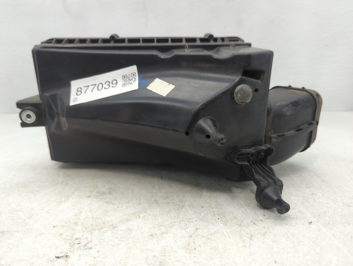 2013-2019 Jaguar Xj Air Cleaner Intake-duct Hose Tube - Oemusedautoparts1.com