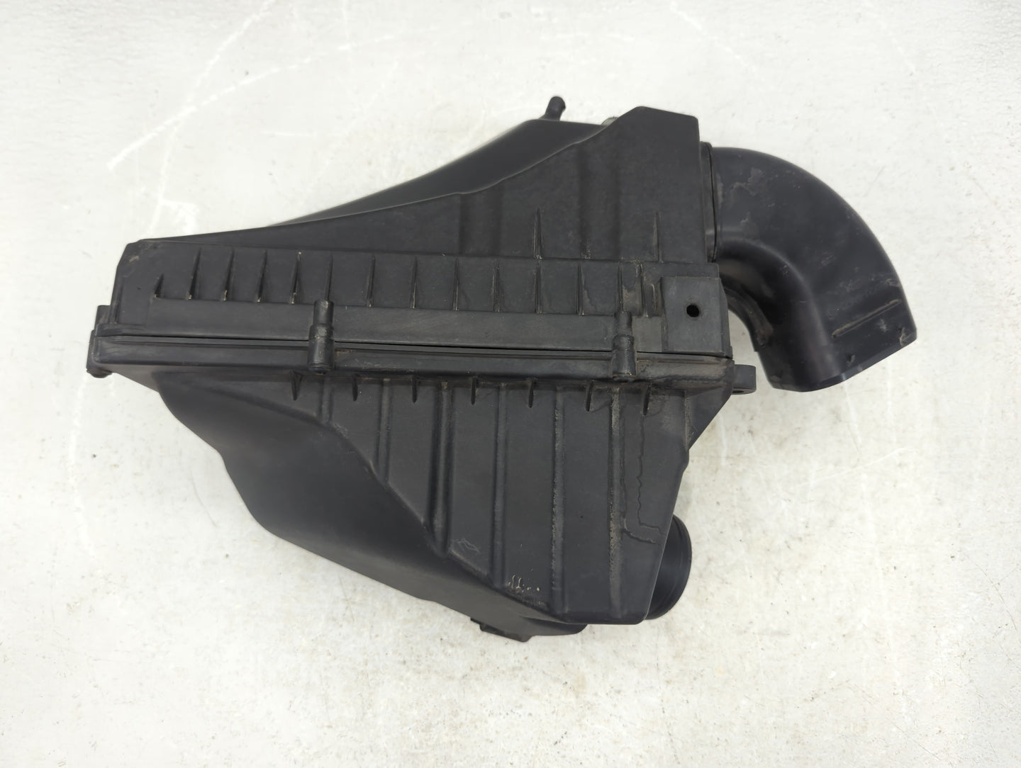 2013-2019 Jaguar Xj Air Cleaner Intake-duct Hose Tube - Oemusedautoparts1.com