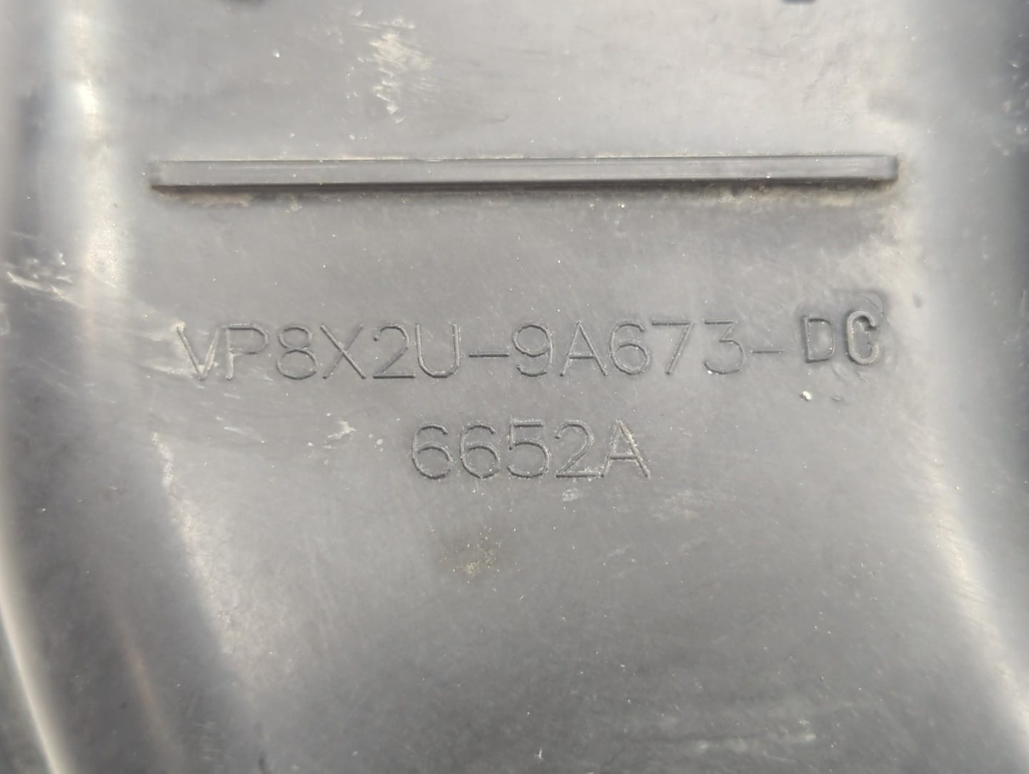 2013-2019 Jaguar Xj Air Cleaner Intake-duct Hose Tube - Oemusedautoparts1.com