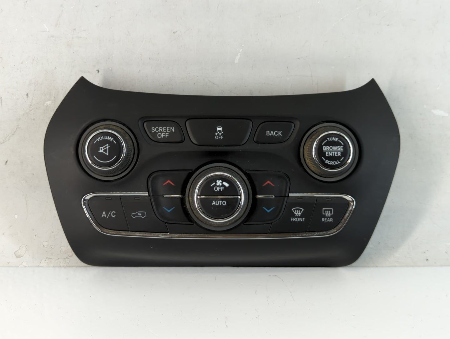 2014 Jeep Cherokee Climate Control Module Temperature AC/Heater Replacement P/N:05091436AG Fits OEM Used Auto Parts - Oemuse