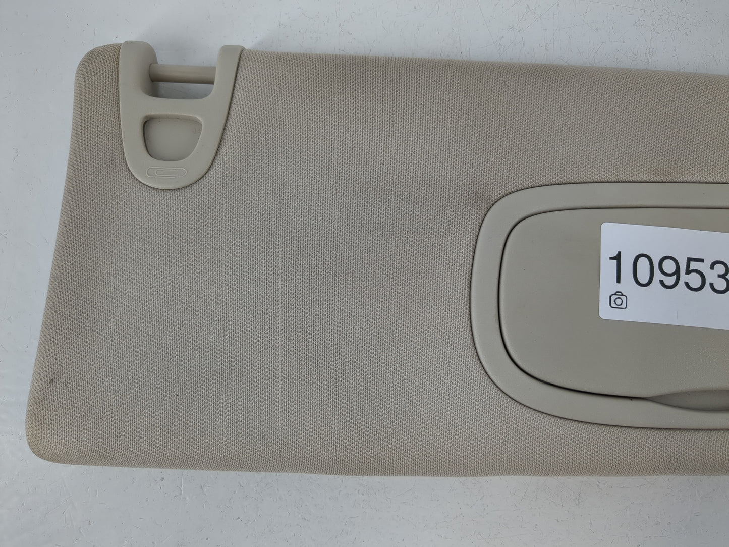 2014-2018 Jeep Cherokee Sun Visor Shade Replacement Passenger Right Mirror Fits Fits 2014 2015 2016 2017 2018 OEM Used Auto 