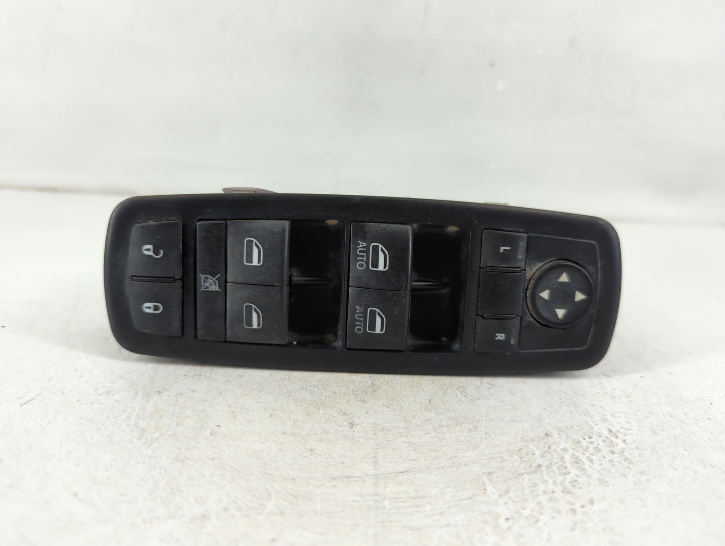 2014 Jeep Cherokee Master Power Window Switch Replacement Driver Side Left P/N:68141894AA Fits OEM Used Auto Parts - Oemused