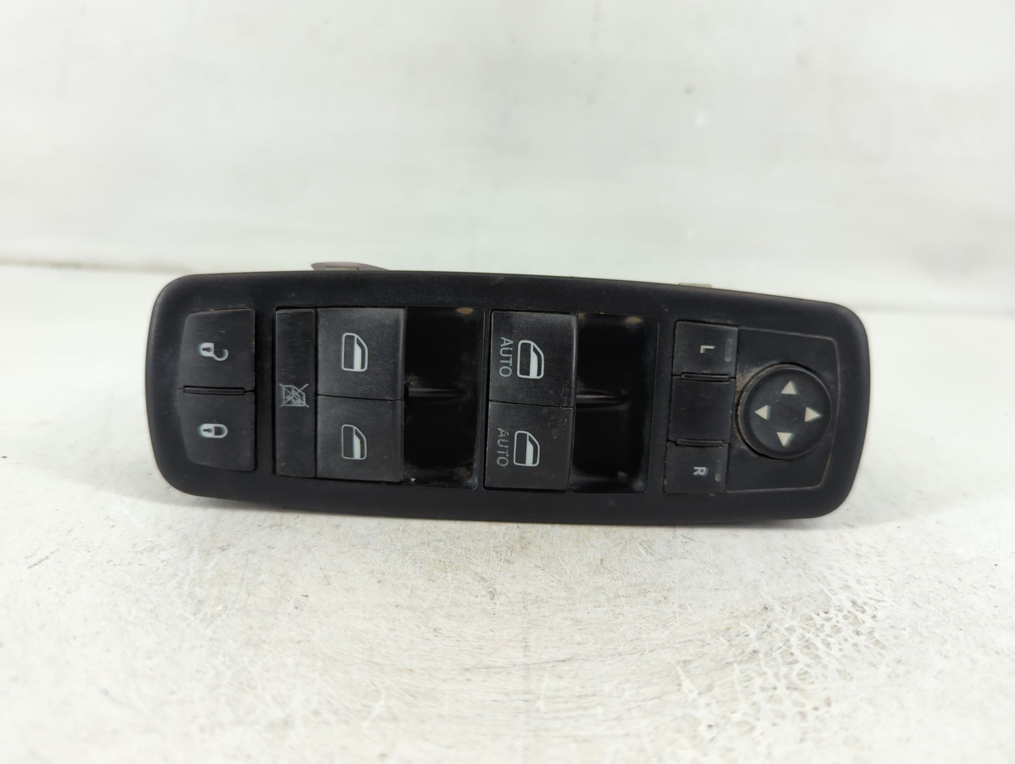 2014 Jeep Cherokee Master Power Window Switch Replacement Driver Side Left P/N:68141894AA Fits OEM Used Auto Parts - Oemused
