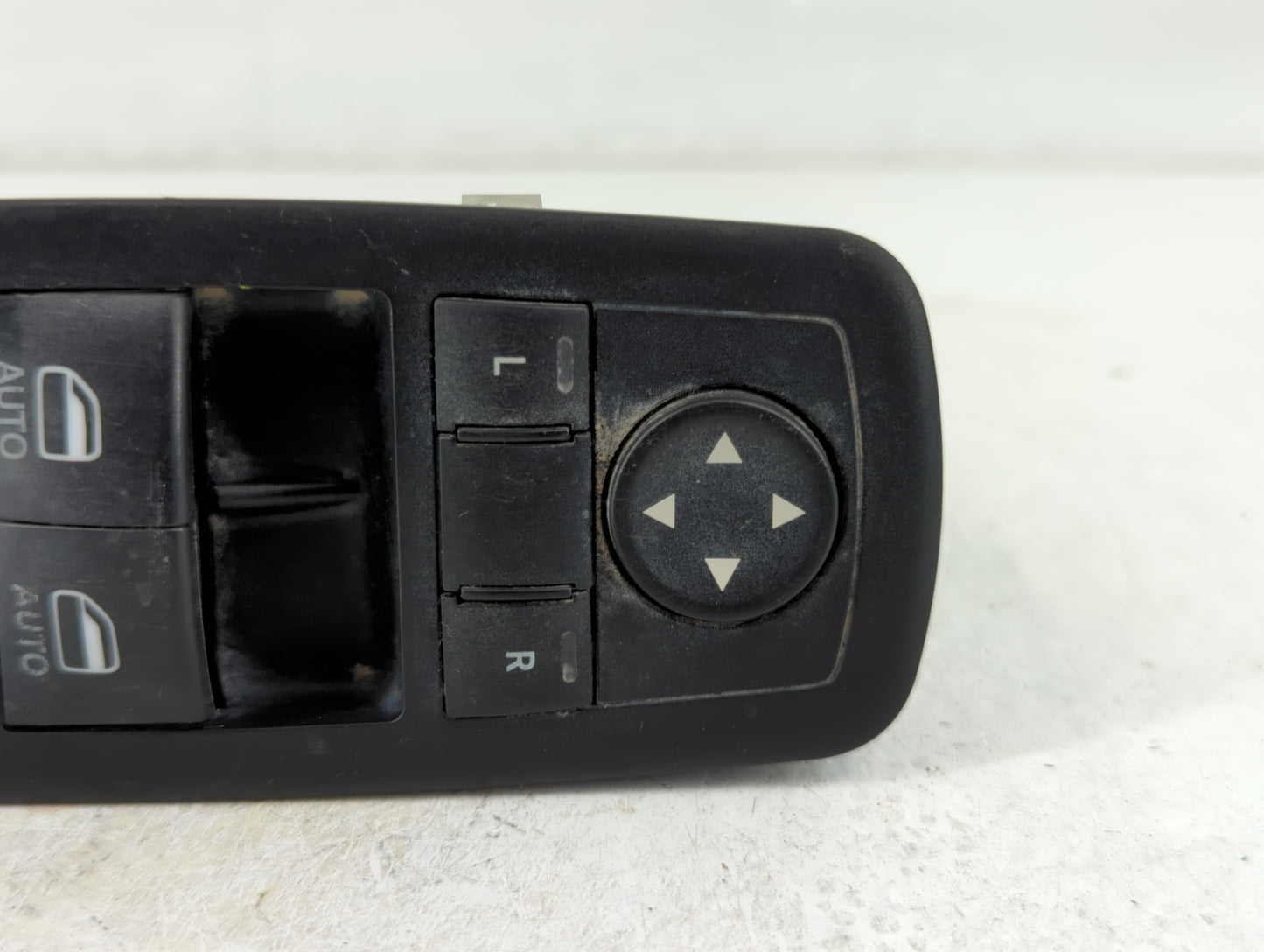 2014 Jeep Cherokee Master Power Window Switch Replacement Driver Side Left P/N:68141894AA Fits OEM Used Auto Parts - Oemused