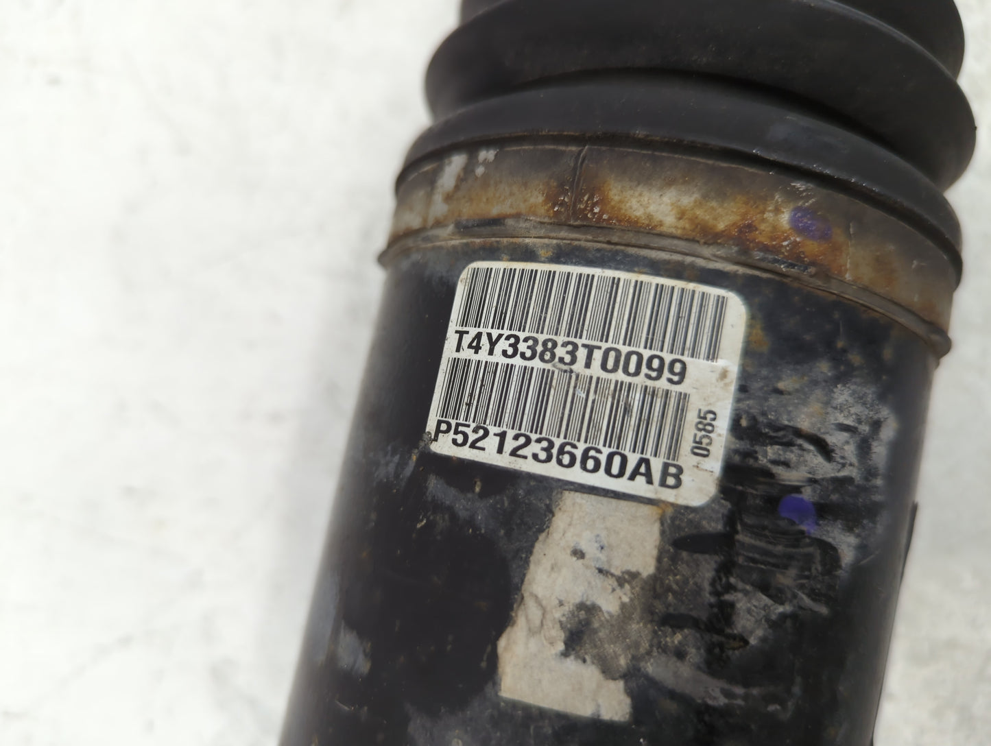 2014-2018 Jeep Cherokee Axle Shaft Front Passenger Cv C/v - Oemusedautoparts1.com