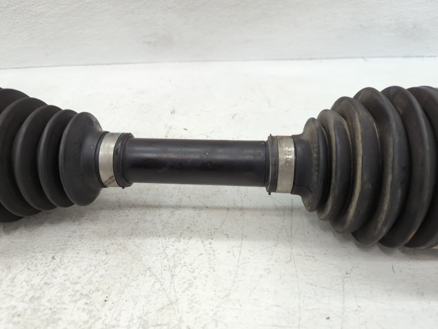 2014-2018 Jeep Cherokee Axle Shaft Front Passenger Cv C/v - Oemusedautoparts1.com
