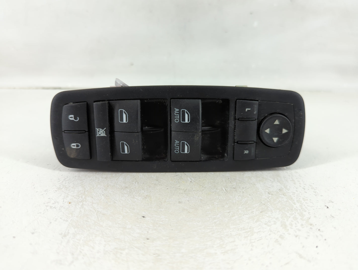 2014 Jeep Cherokee Master Power Window Switch Replacement Driver Side Left P/N:068141894AA Fits OEM Used Auto Parts - Oemuse