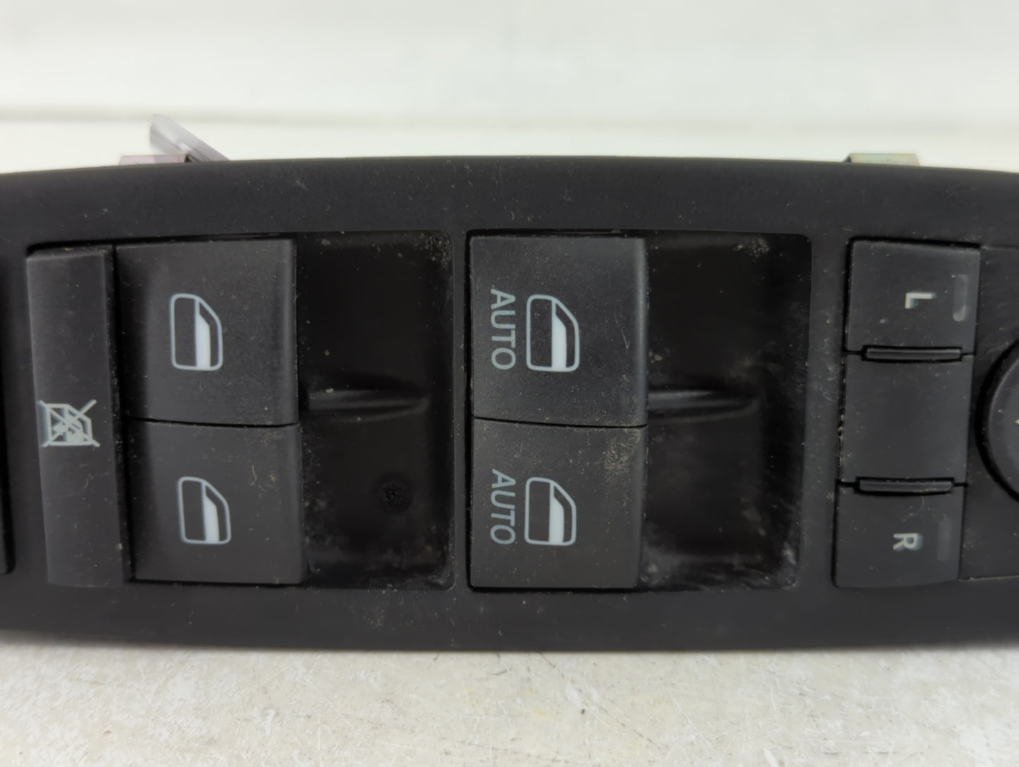 2014 Jeep Cherokee Master Power Window Switch Replacement Driver Side Left P/N:068141894AA Fits OEM Used Auto Parts - Oemuse