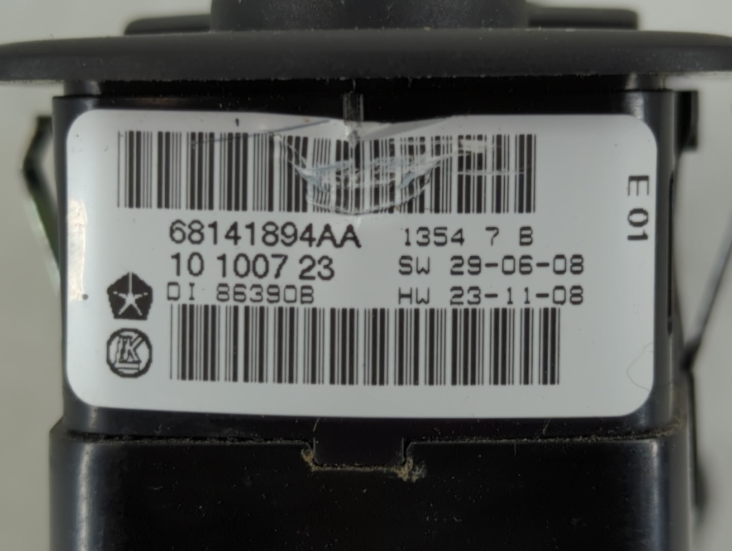 2014 Jeep Cherokee Master Power Window Switch Replacement Driver Side Left P/N:068141894AA Fits OEM Used Auto Parts - Oemuse