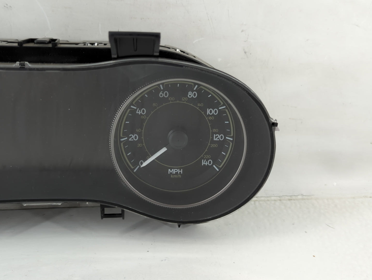 2014 Jeep Cherokee Instrument Cluster Speedometer Gauges P/N:P68105889AG Fits OEM Used Auto Parts - Oemusedautoparts1.com
