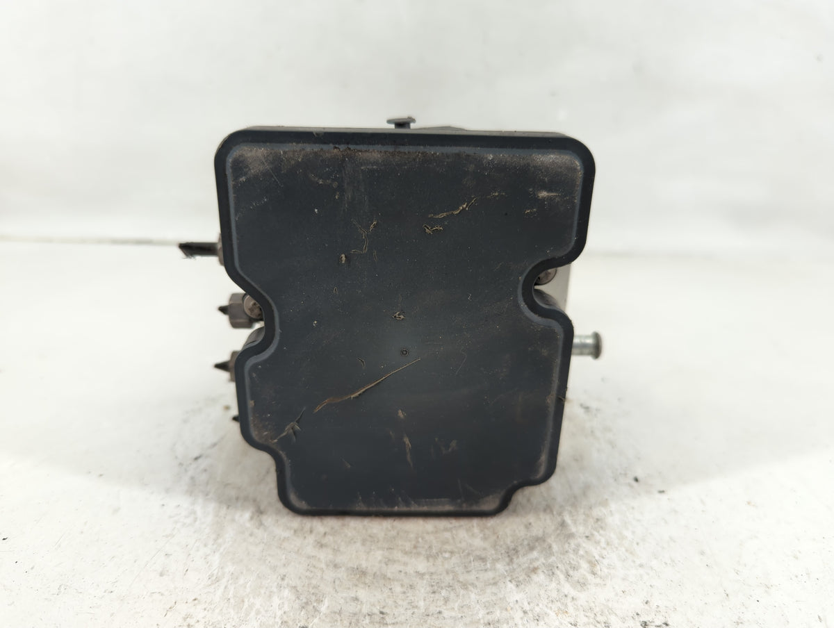 2014 Jeep Cherokee Anti-Lock Brake ABS Pump Module Actuator OEM P/N:04779899AI P04779899AG Fits OEM Used Auto Parts - Oemuse