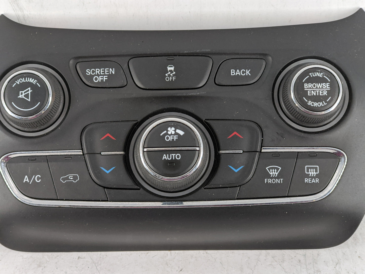2014 Jeep Cherokee Climate Control Module Temperature AC/Heater Replacement P/N:05091436AG Fits OEM Used Auto Parts - Oemuse