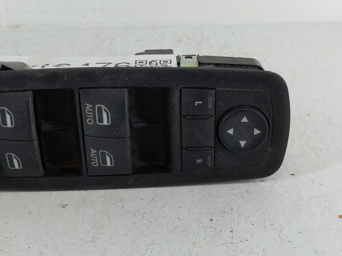 2014 Jeep Cherokee Master Power Window Switch Replacement Driver Side Left P/N:68141894AA Fits OEM Used Auto Parts - Oemused