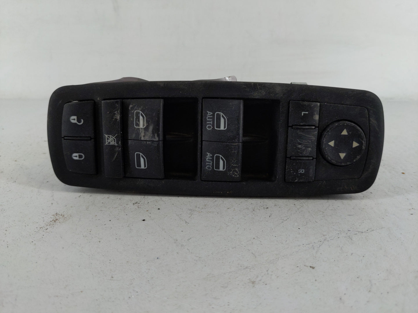 2014 Jeep Cherokee Master Power Window Switch Replacement Driver Side Left P/N:68141894AA Fits OEM Used Auto Parts - Oemused