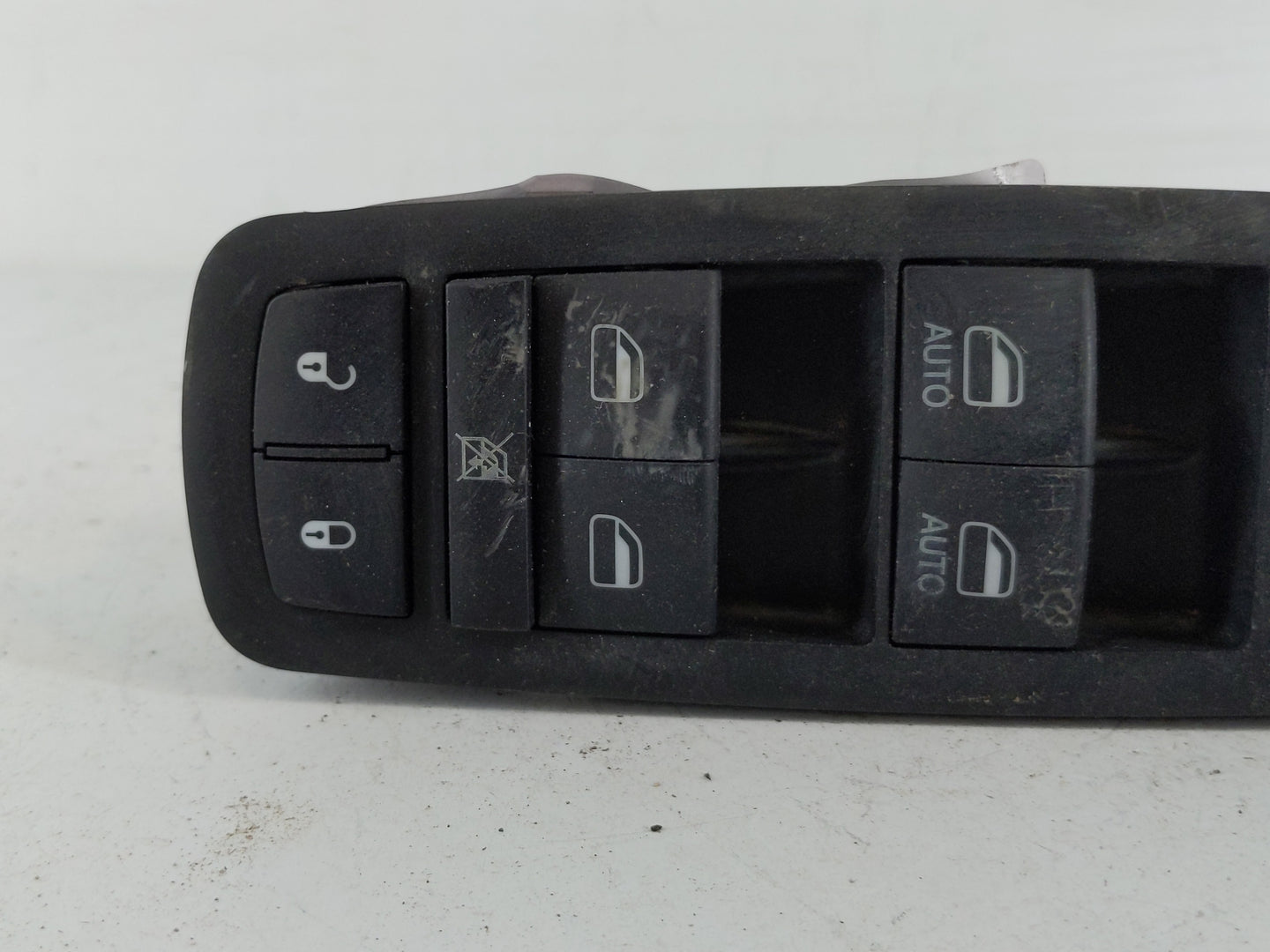 2014 Jeep Cherokee Master Power Window Switch Replacement Driver Side Left P/N:68141894AA Fits OEM Used Auto Parts - Oemused