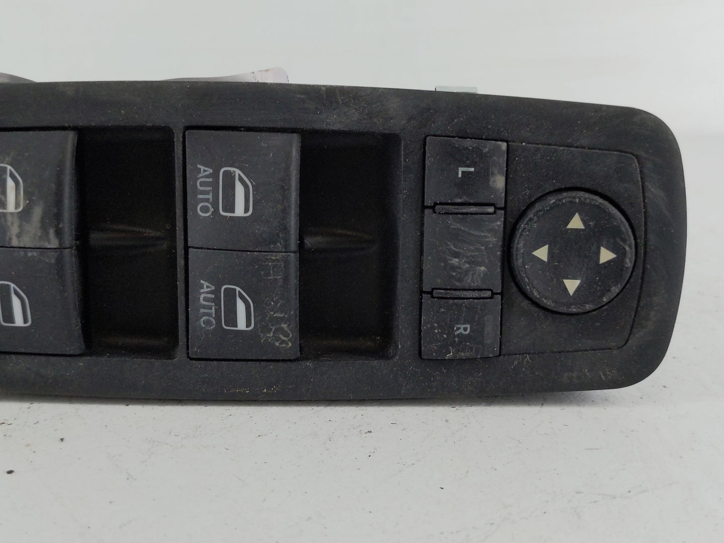 2014 Jeep Cherokee Master Power Window Switch Replacement Driver Side Left P/N:68141894AA Fits OEM Used Auto Parts - Oemused
