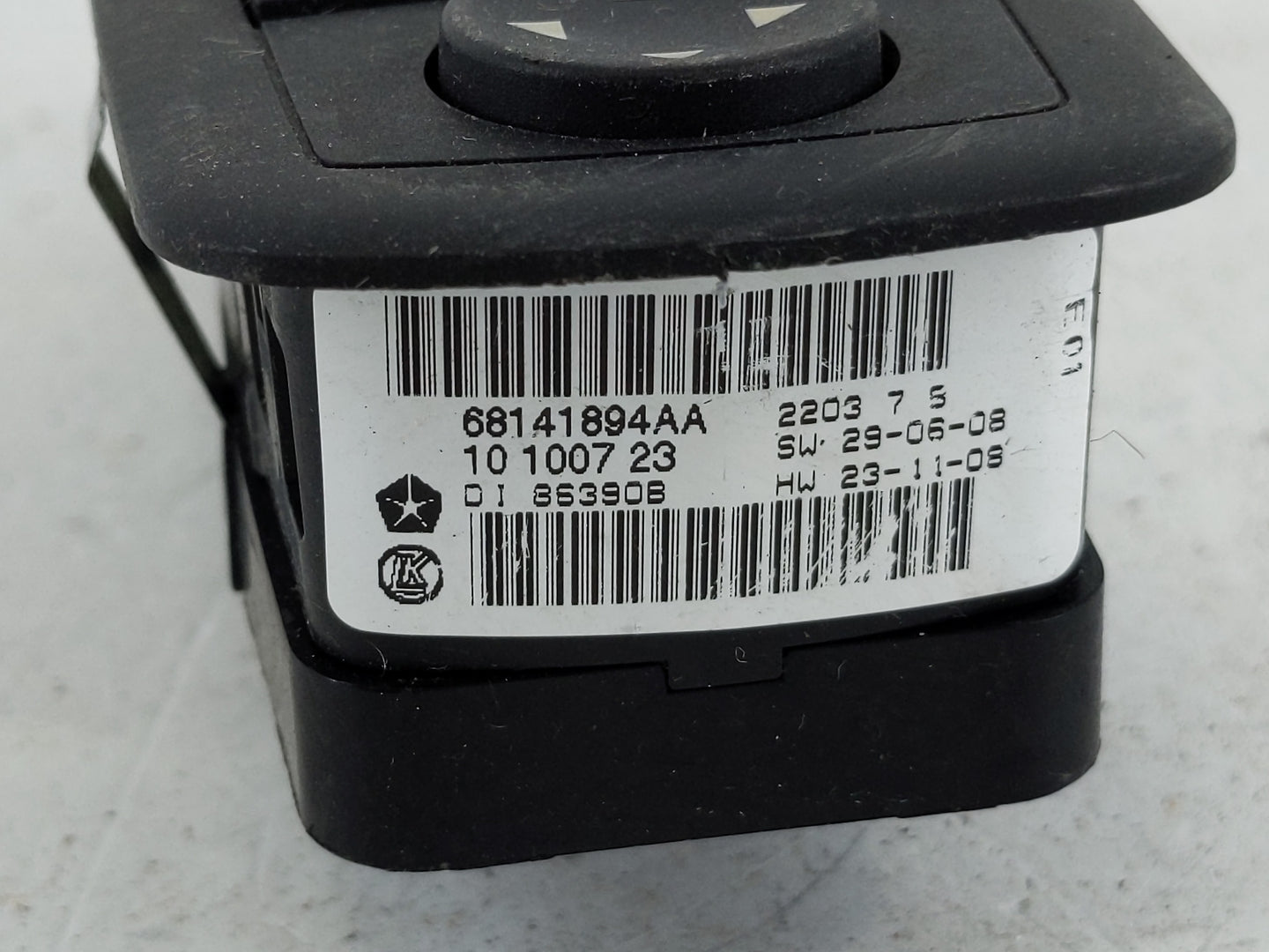2014 Jeep Cherokee Master Power Window Switch Replacement Driver Side Left P/N:68141894AA Fits OEM Used Auto Parts - Oemused