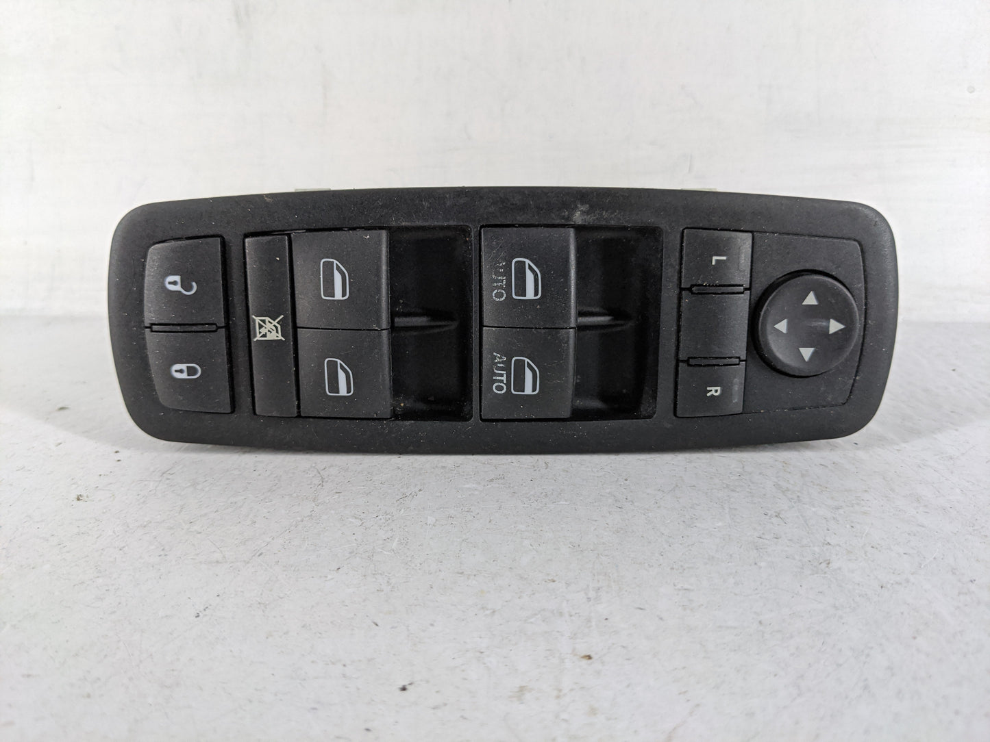 2014 Jeep Cherokee Master Power Window Switch Replacement Driver Side Left P/N:68141894AA Fits OEM Used Auto Parts - Oemused
