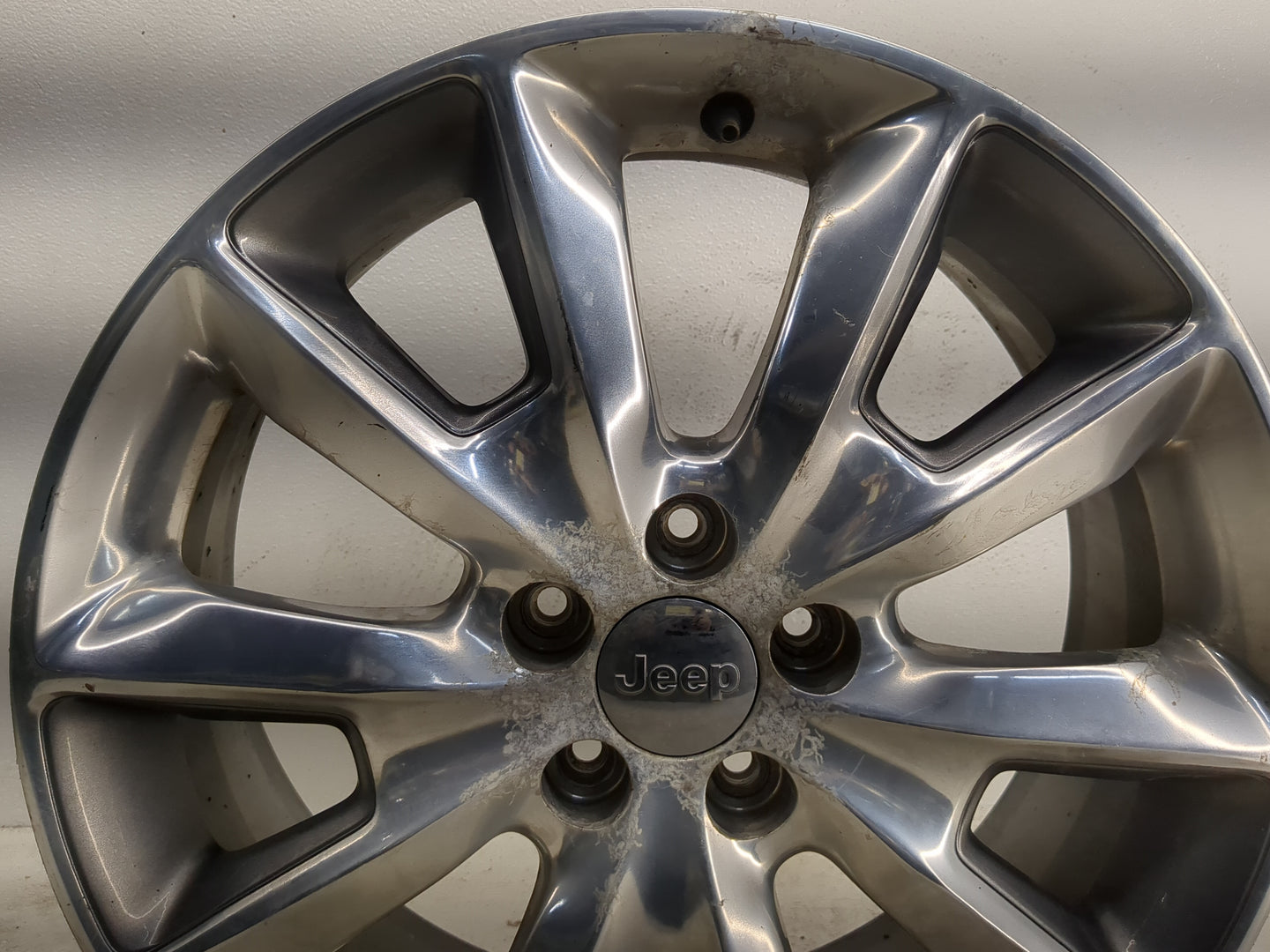 2014-2018 Jeep Cherokee Oem Wheel Rim - Oemusedautoparts1.com