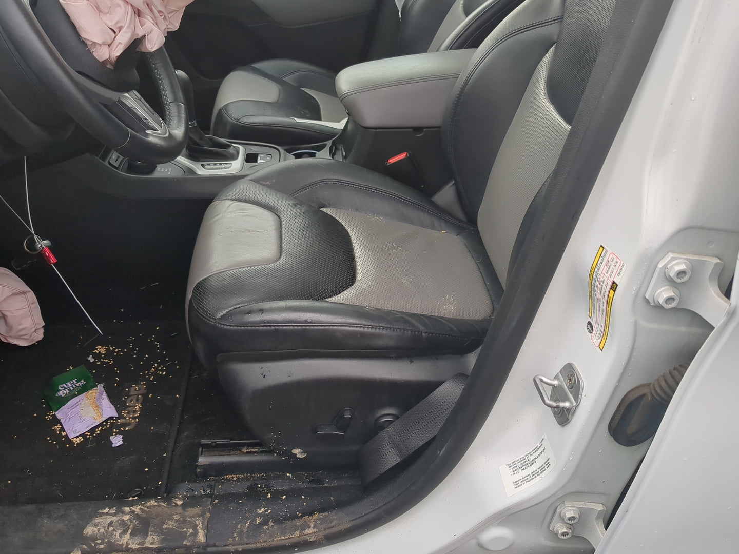 2014-2014 Jeep Cherokee Driver Front Seat Oem 1171841 - Oemusedautoparts1.com