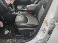 2014-2014 Jeep Cherokee Driver Front Seat Oem 1171841 - Oemusedautoparts1.com