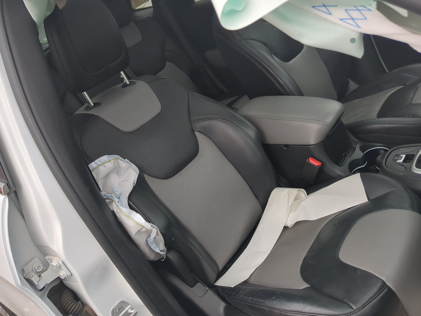 2014-2014 Jeep Cherokee Passenger Front Seat Oem 1171903 - Oemusedautoparts1.com