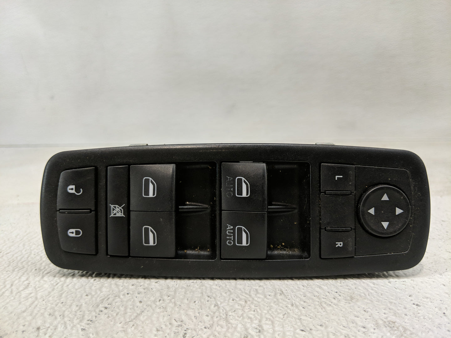 2014 Jeep Cherokee Master Power Window Switch Replacement Driver Side Left P/N:68141894AA Fits OEM Used Auto Parts - Oemused