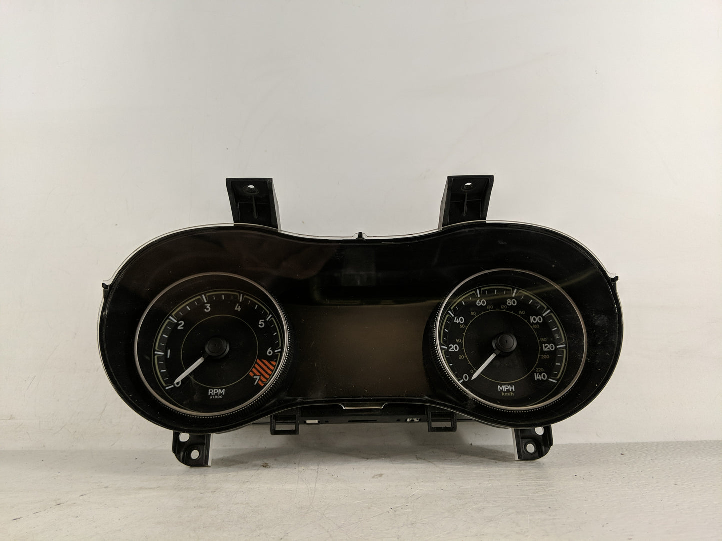 2014 Jeep Cherokee Instrument Cluster Speedometer Gauges P/N:P56054652AD P56054651AG Fits OEM Used Auto Parts - Oemusedautop