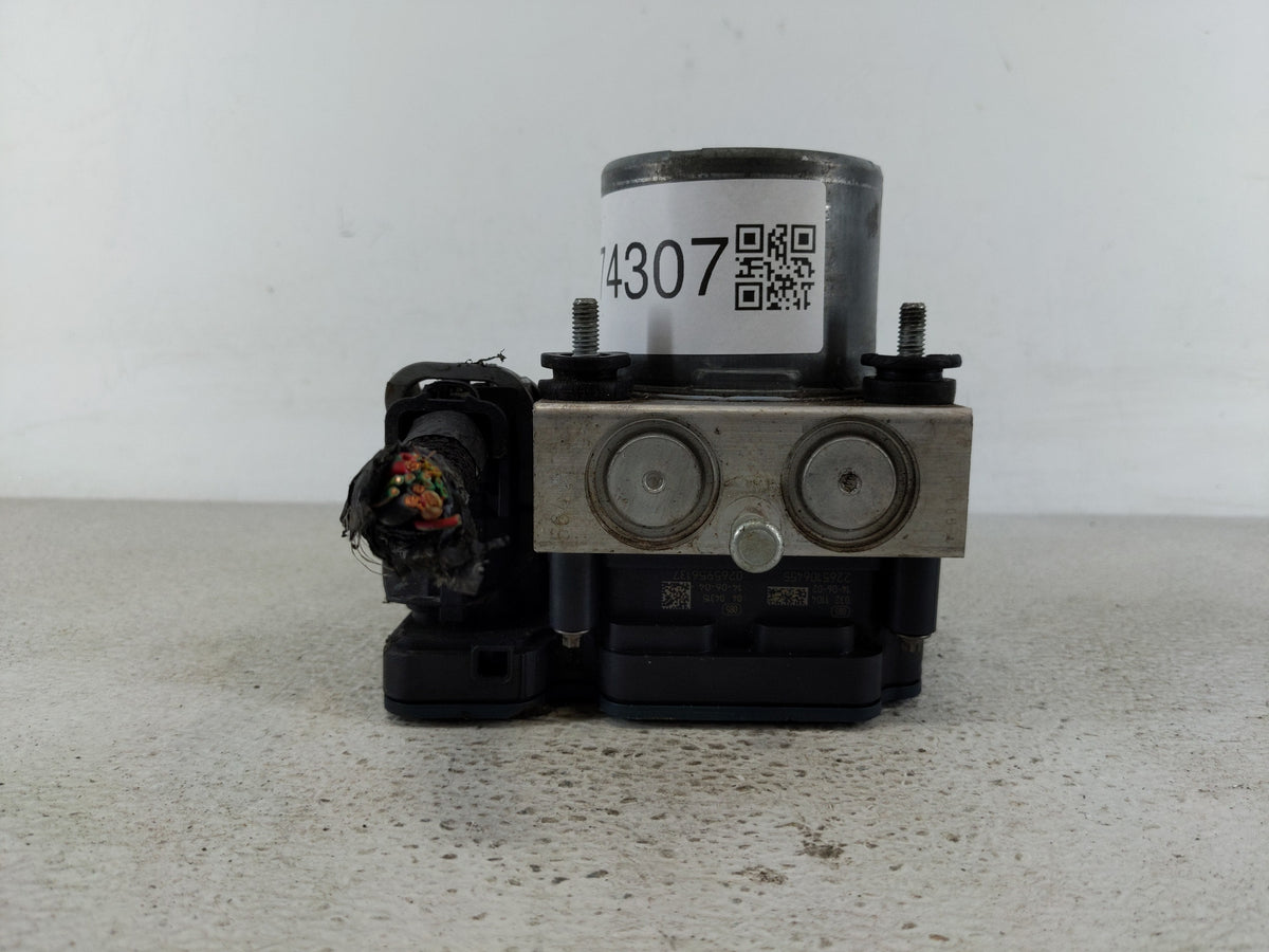 2014 Jeep Cherokee Anti-Lock Brake ABS Pump Module Actuator OEM P/N:P04779899AI Fits OEM Used Auto Parts - Oemusedautoparts1