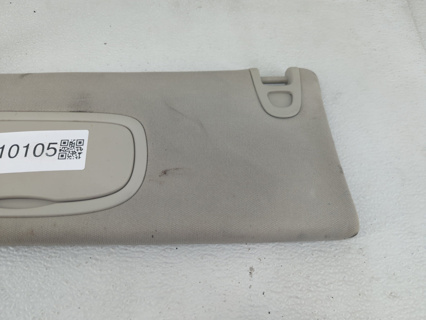 2014-2018 Jeep Cherokee Sun Visor Shade Replacement Driver Left Mirror Fits Fits 2014 2015 2016 2017 2018 OEM Used Auto Part