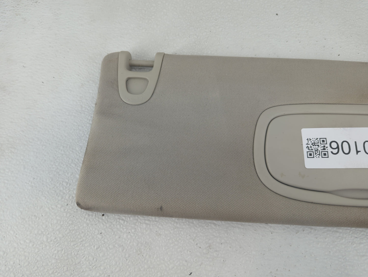 2014-2018 Jeep Cherokee Sun Visor Shade Replacement Passenger Right Mirror Fits Fits 2014 2015 2016 2017 2018 OEM Used Auto 