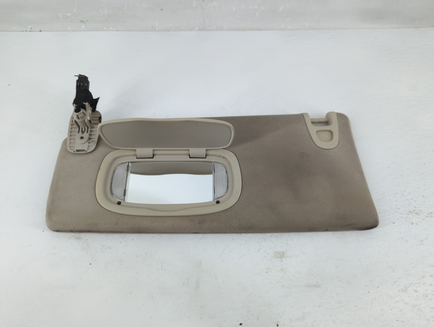 2014-2018 Jeep Cherokee Sun Visor Shade Replacement Driver Left Mirror Fits Fits 2014 2015 2016 2017 2018 OEM Used Auto Part
