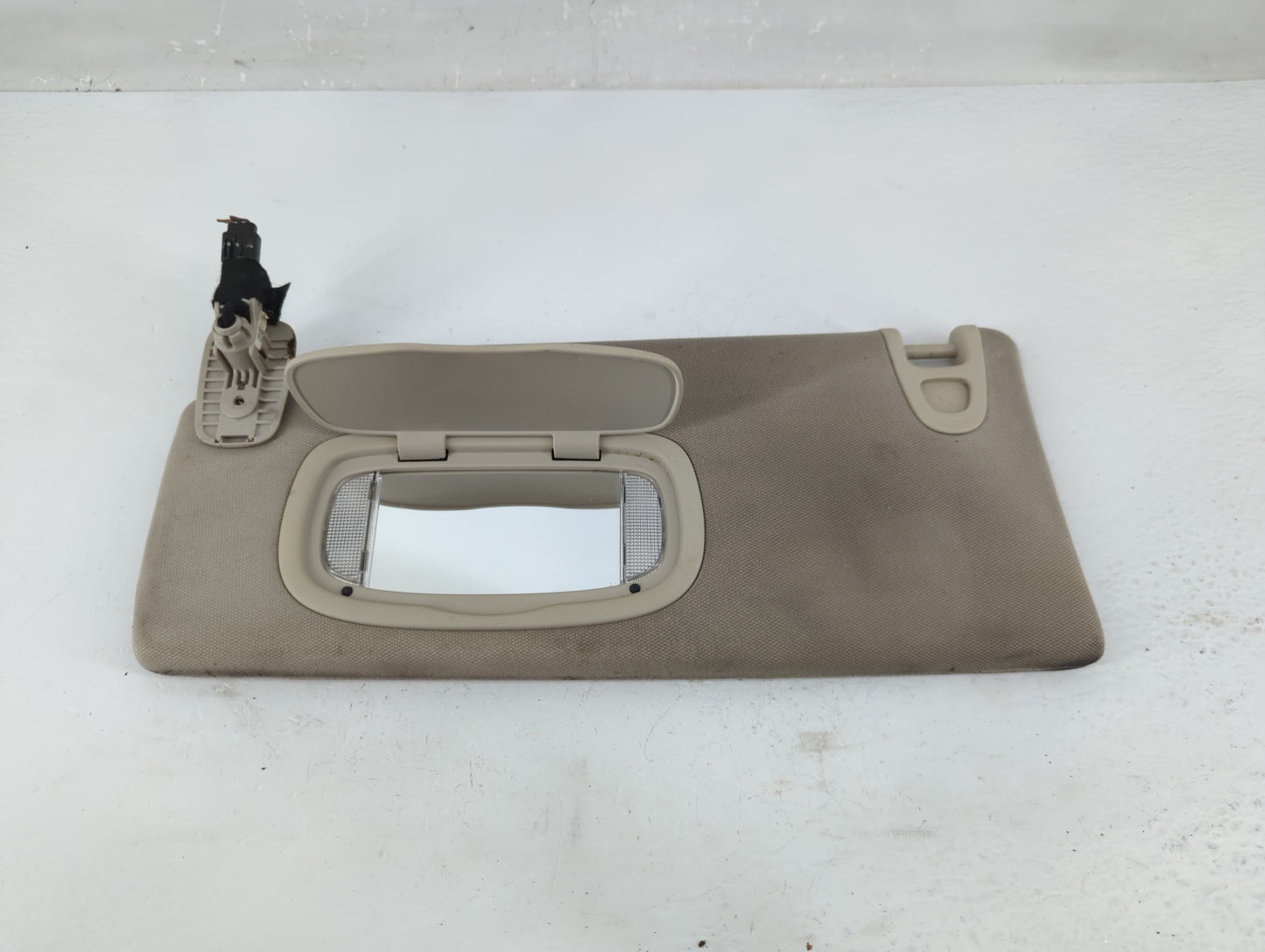 2014-2018 Jeep Cherokee Sun Visor Shade Replacement Driver Left Mirror Fits Fits 2014 2015 2016 2017 2018 OEM Used Auto Part