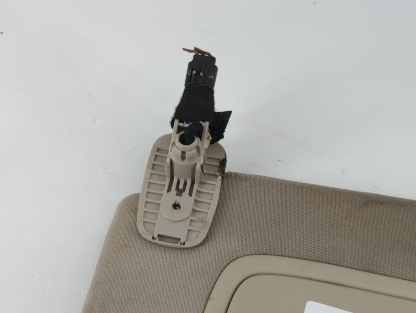2014-2018 Jeep Cherokee Sun Visor Shade Replacement Driver Left Mirror Fits Fits 2014 2015 2016 2017 2018 OEM Used Auto Part